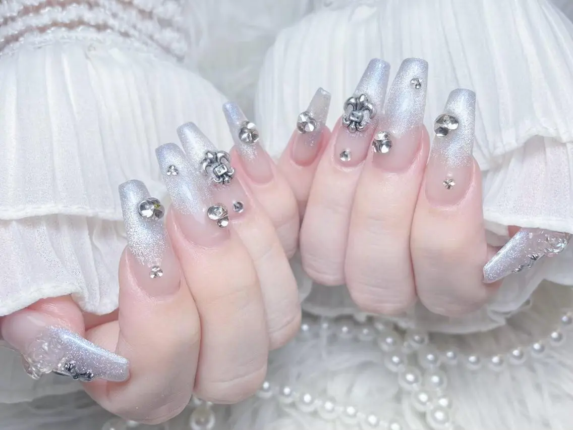ネイル ハンドネイル 🩵Yun nail Salon 🩵のネイルデザイン
