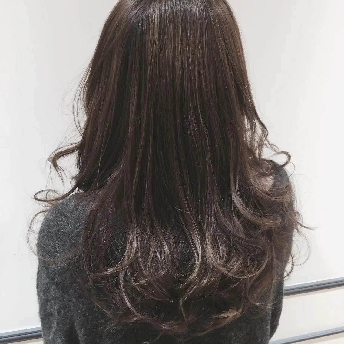 ロング カラー 東 みのりのヘアスタイル
