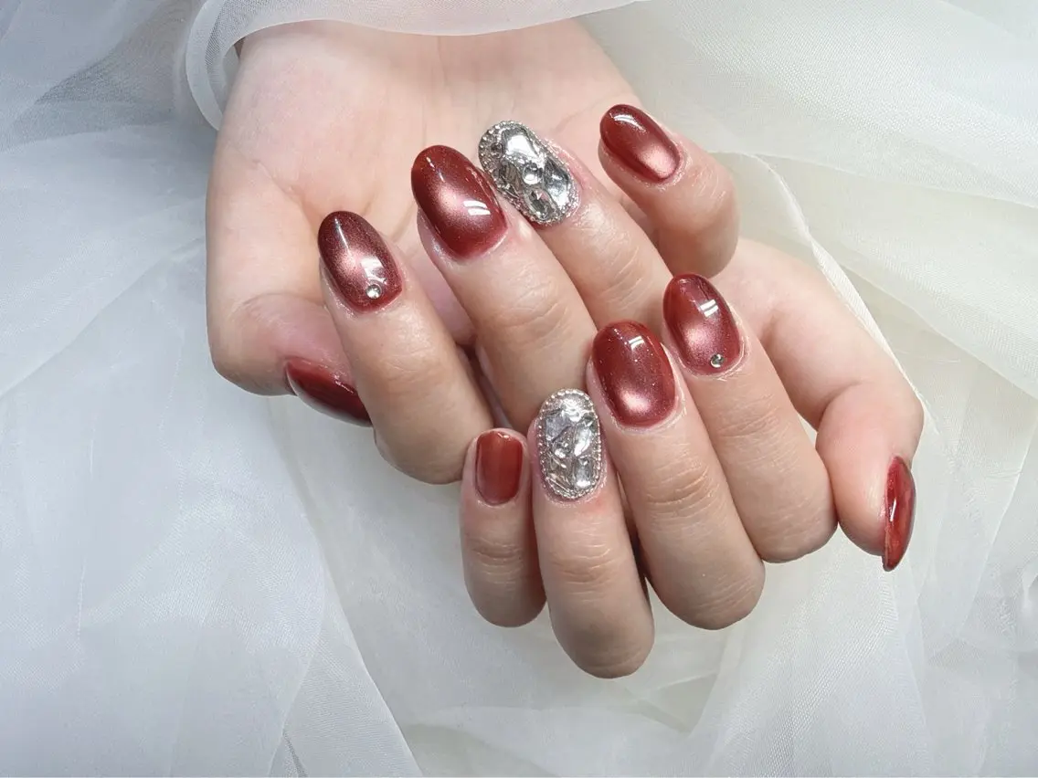 ネイル ボルドー ジェルネイル 韓国ネイル マグネットネイル パラジェル ハンドネイル ハンドケア NailSalon✨ Écrinエクランのネイルデザイン