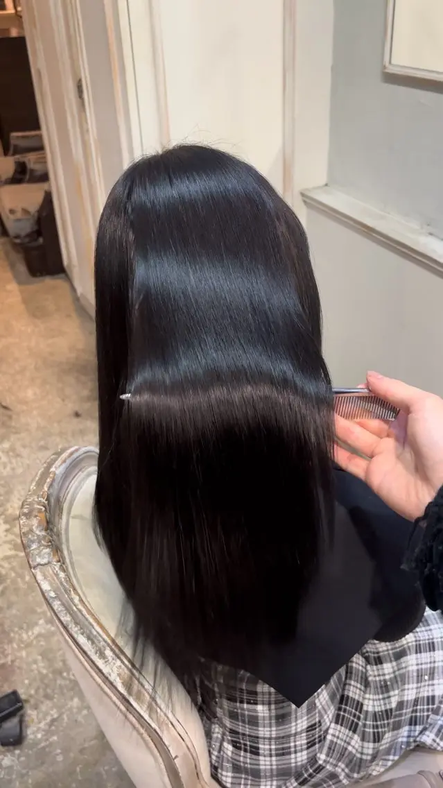 ロング 美髪矯正 透明感 カラー⭐️ユウキのヘアスタイル