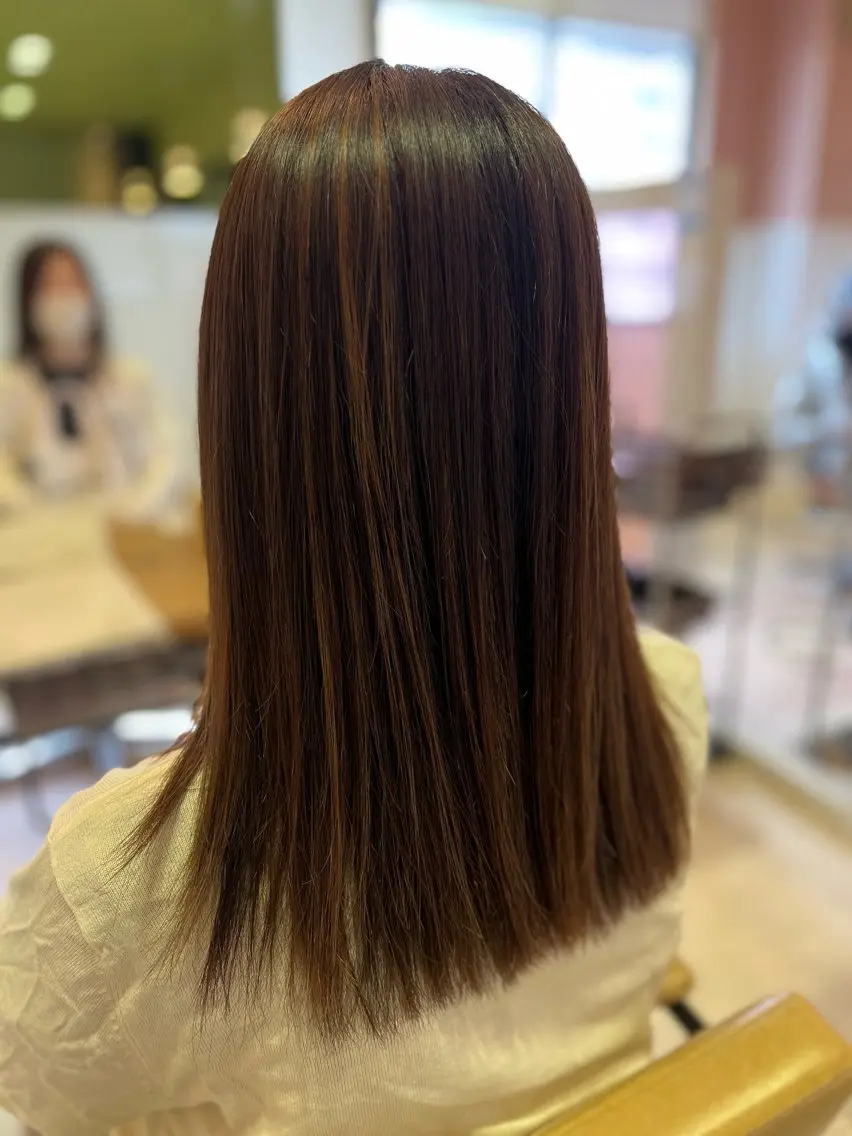 セミロング カラー ハイライトカラー 顔周りカット ハイライト TRUTH 鎌ヶ谷店 HIGURASHIのヘアスタイル