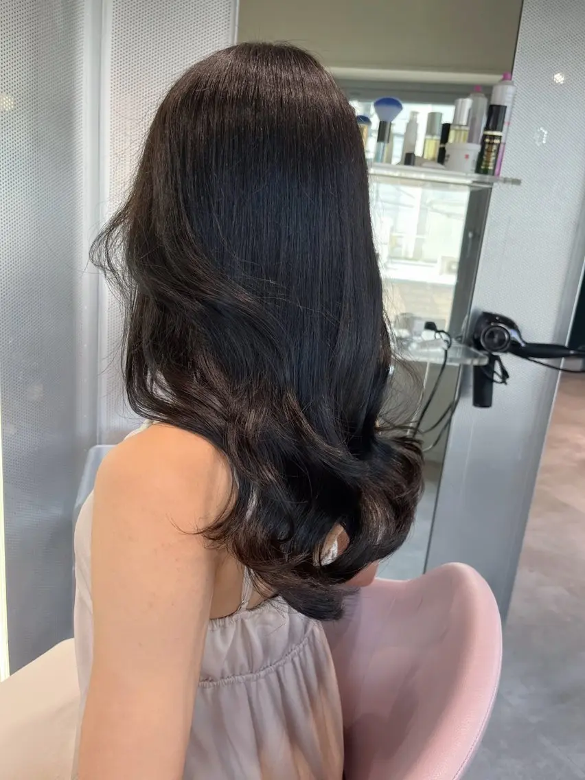 セミロング カラー ヘアアレンジ レイヤー/髪質改善 縮毛/ハッシュカットのヘアスタイル