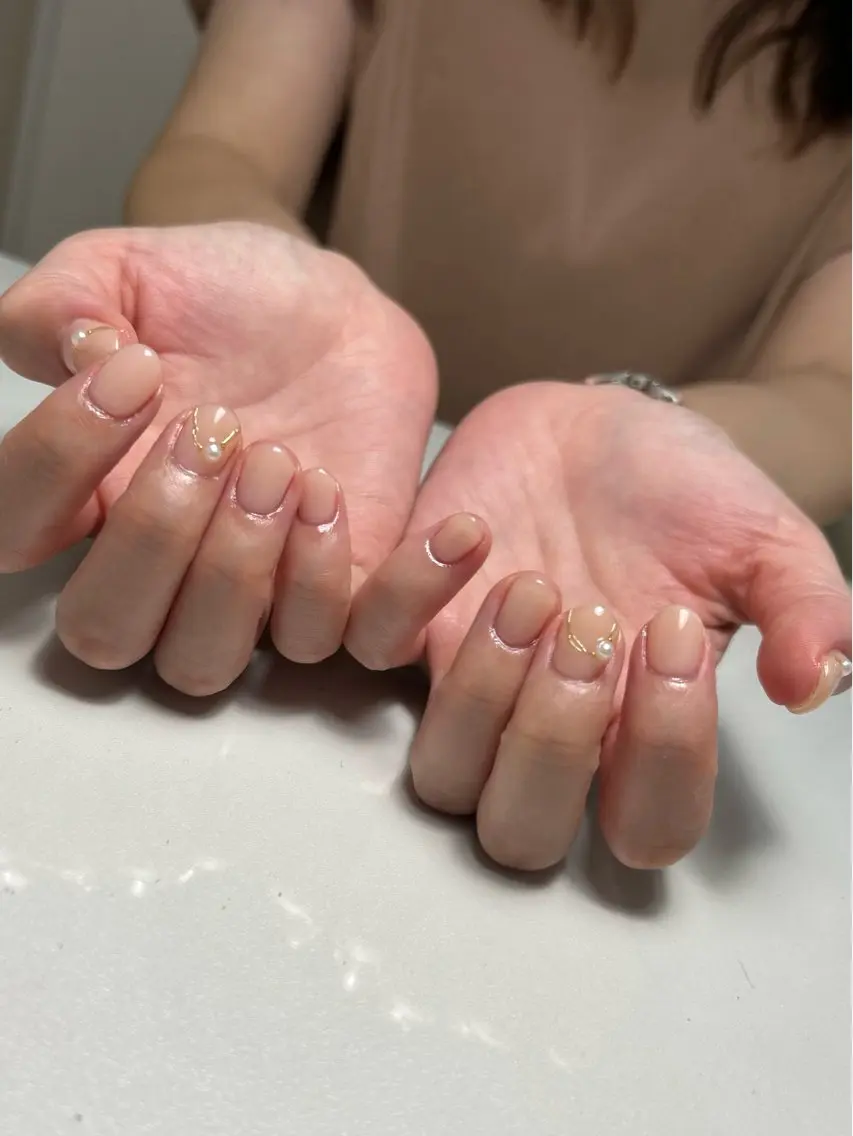 ネイル シンプルネイル Felice 萩原のネイルデザイン