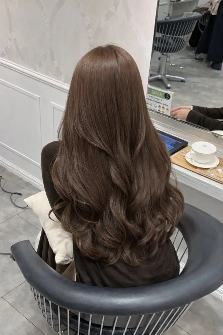 ロング カラー ヘアカラー カラーストレート モデル募集中/ともやのヘアスタイル