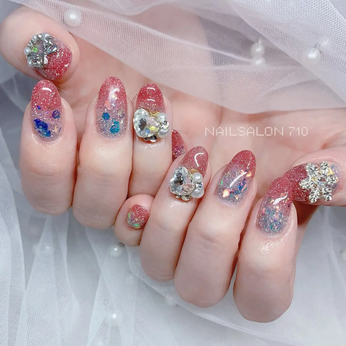 ネイル ハンドネイル フットネイル ナナイチゼロ I.Naoのネイルデザイン