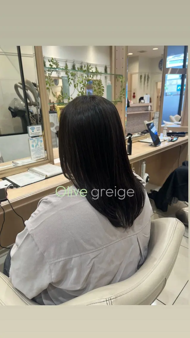 カラー カット ヘアカラー 森 瑠海のヘアスタイル