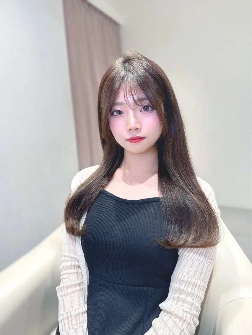 セミロング カラー カット ヘアカラー トリートメント ヘッドスパ ヘアセット 韓国ヘア/レイヤー/ 顔まわり/りょーとのヘアスタイル