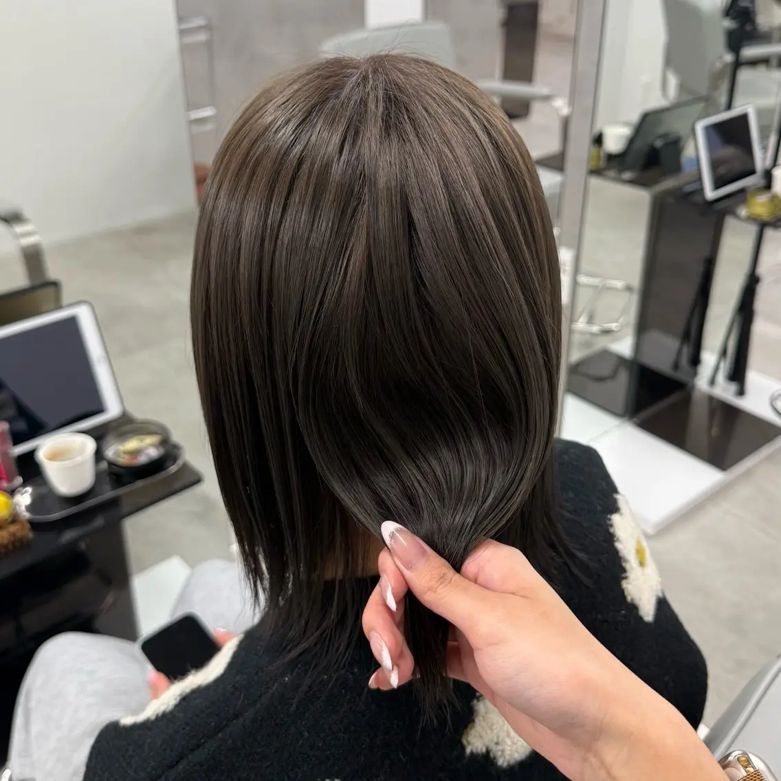 ショート カラー ブラウンカラー オリーブブラウン ヘアカラー 中明度カラー/ ベージュ/noaのヘアスタイル