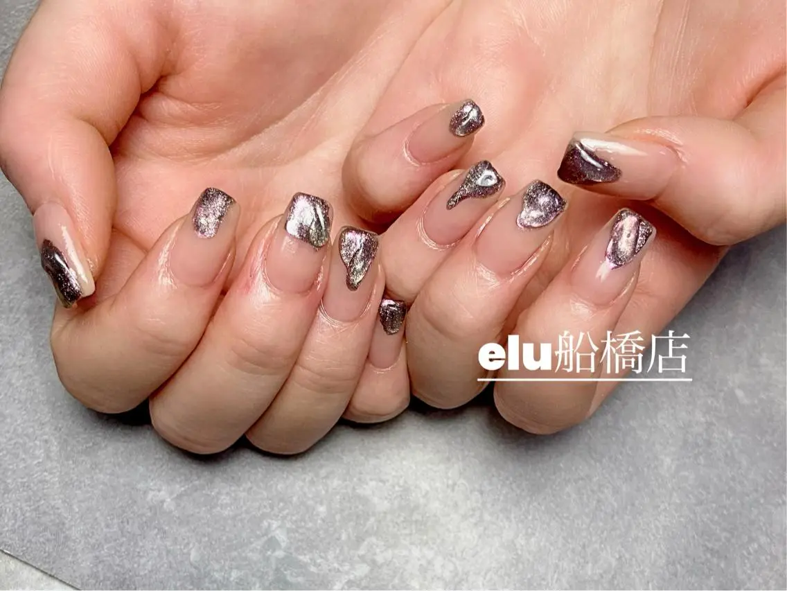 ネイル elu :nail&eyeのネイルデザイン