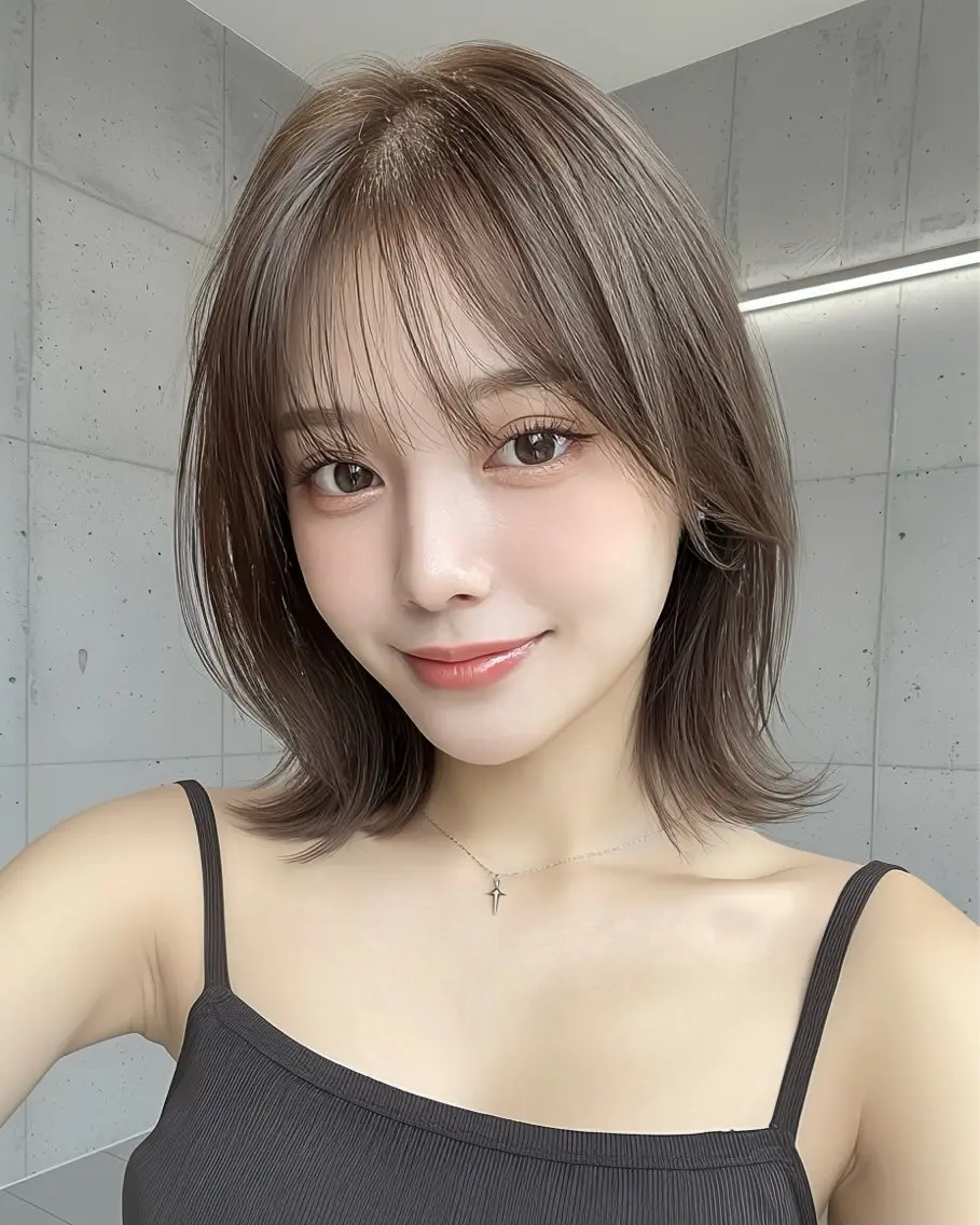 ショート カラー ヘアアレンジ カット ヘアカラー トリートメント ボブ/透明感ベージュ 🫧クルミ🌟のヘアスタイル