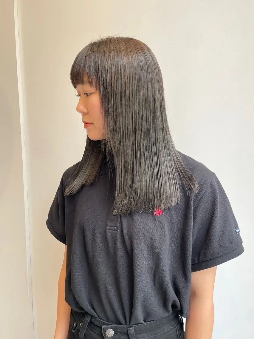 ロング カラー グレージュ オリーブグレージュ オリーブグレー カット ヘアカラー ナチュラルカラー 児玉優香のヘアスタイル