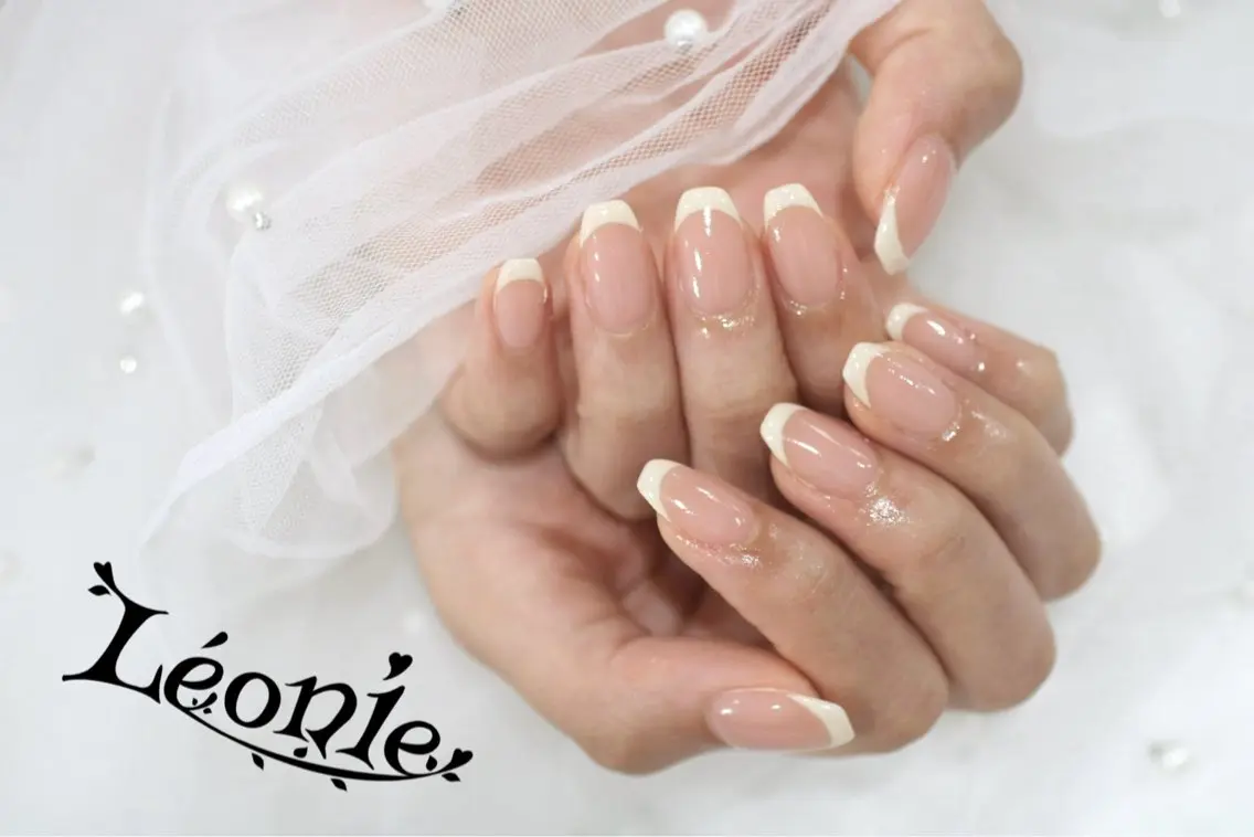 ネイル フレンチネイル パステルネイル Leonie やまざきのネイルデザイン