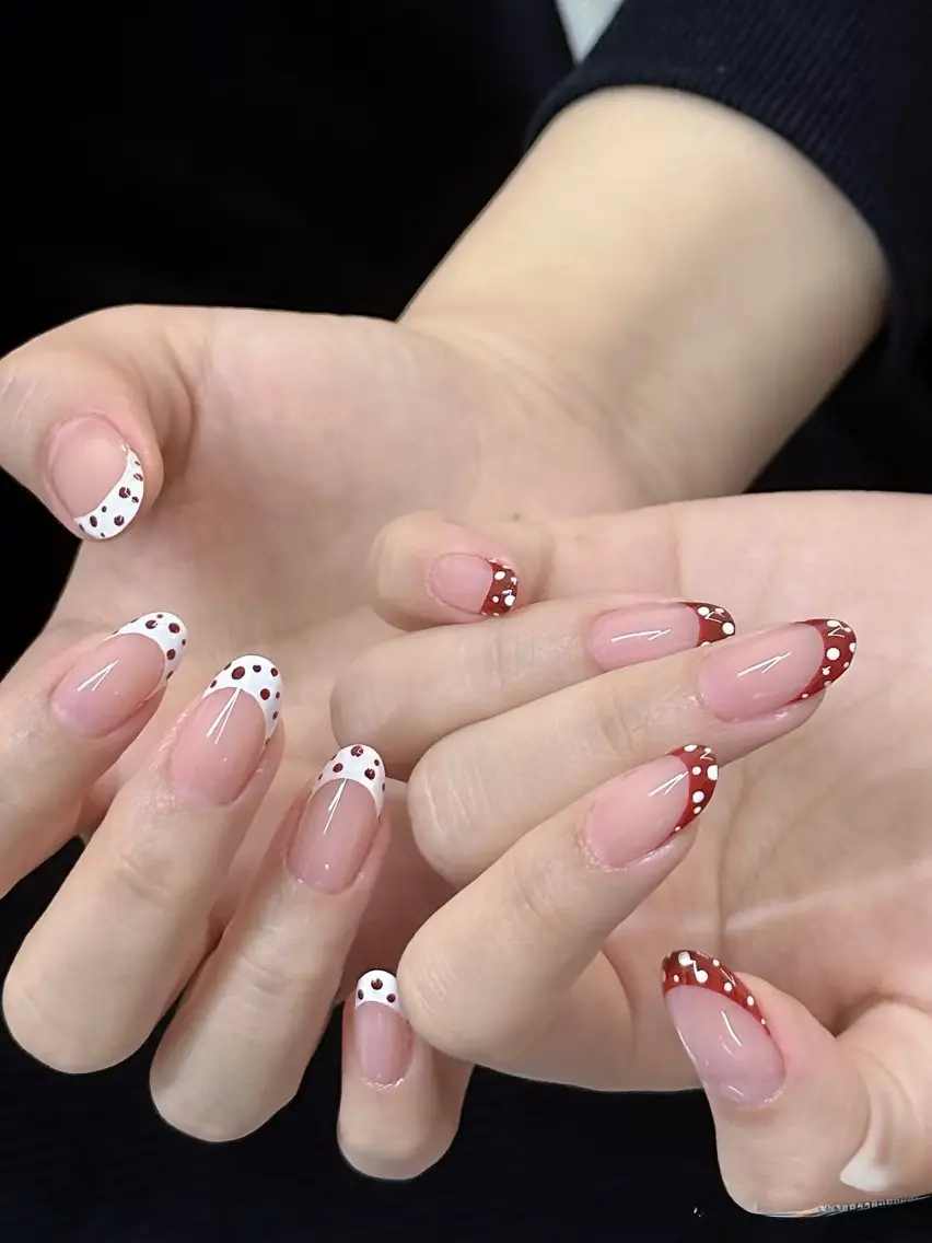 ネイル オーロラネイル チークネイル フットネイル フレンチネイル ジェルネイル NEW NAIL💞 Ka  Kaのネイルデザイン