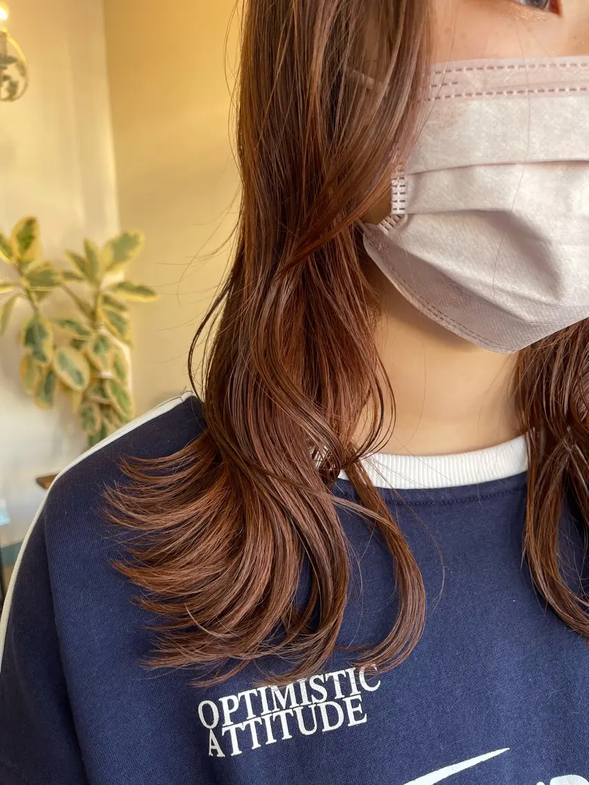 セミロング カラー ブラウンカラー オレンジ オレンジブラウン 吉田 真尋のヘアスタイル