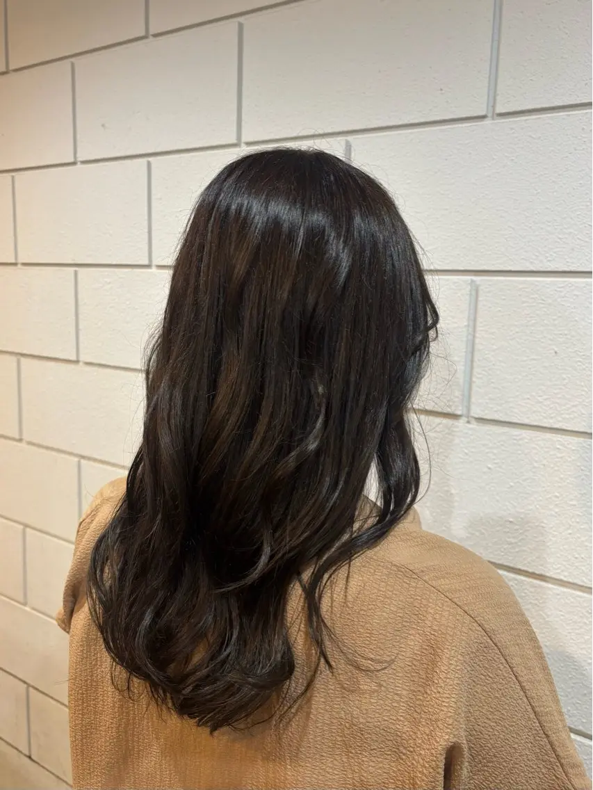 カラー 平野 礼のヘアスタイル