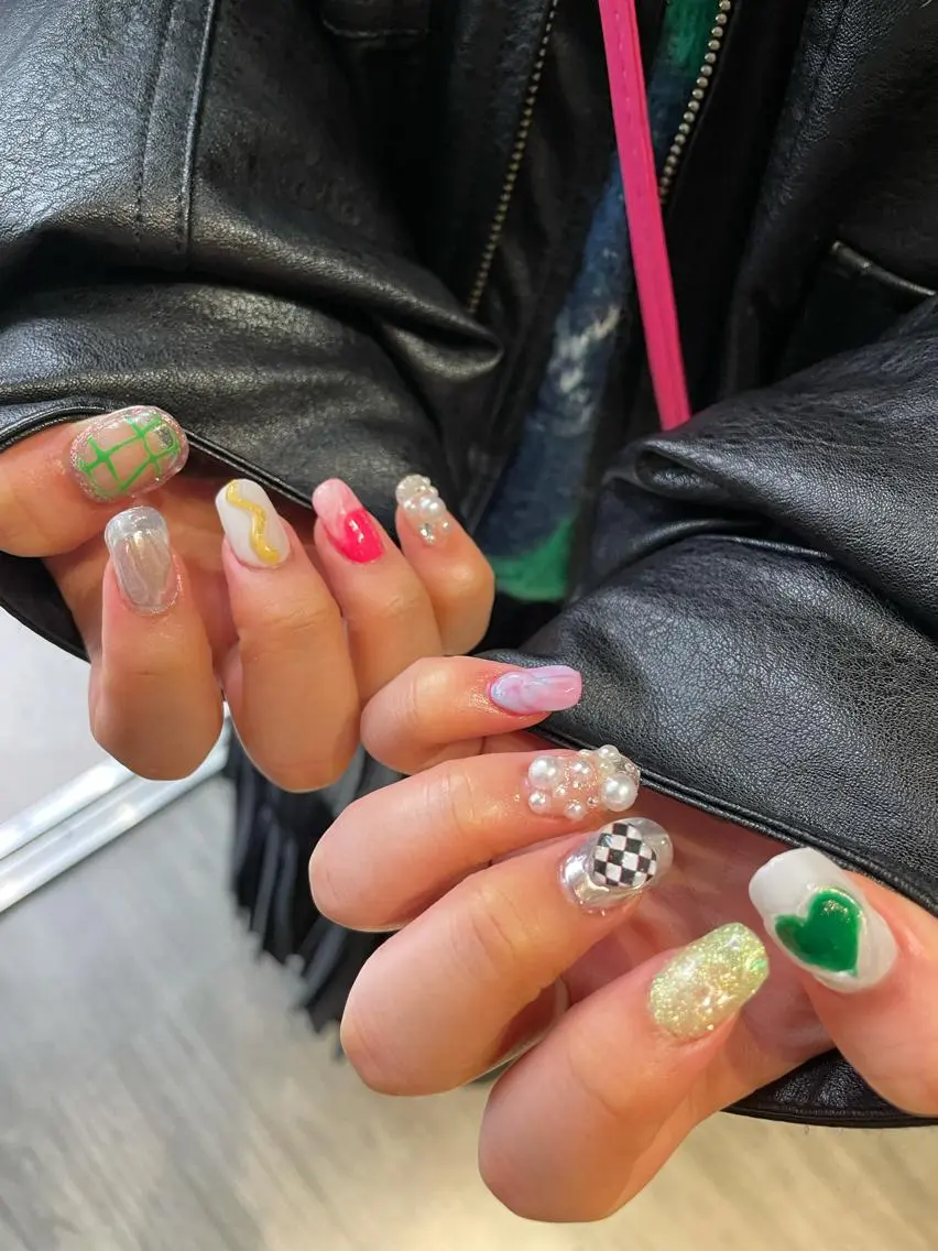 🌸学生限定🌸10本全アートネイル 持ち込み可◎ ご新規様オフ550円の写真