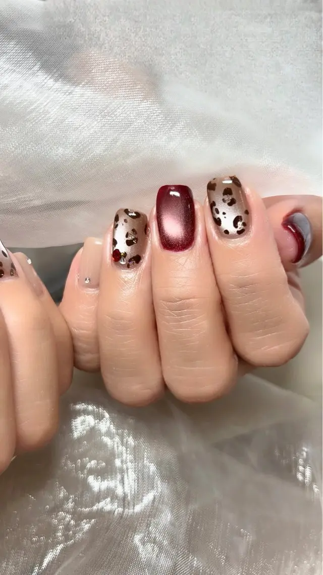 ネイル アニマル柄 マグネットネイル nail room 凪のネイルデザイン