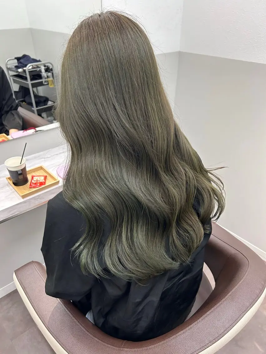 【大人気✨ダメージレス透明感カラー】ブリーチなしダブルカラーの写真