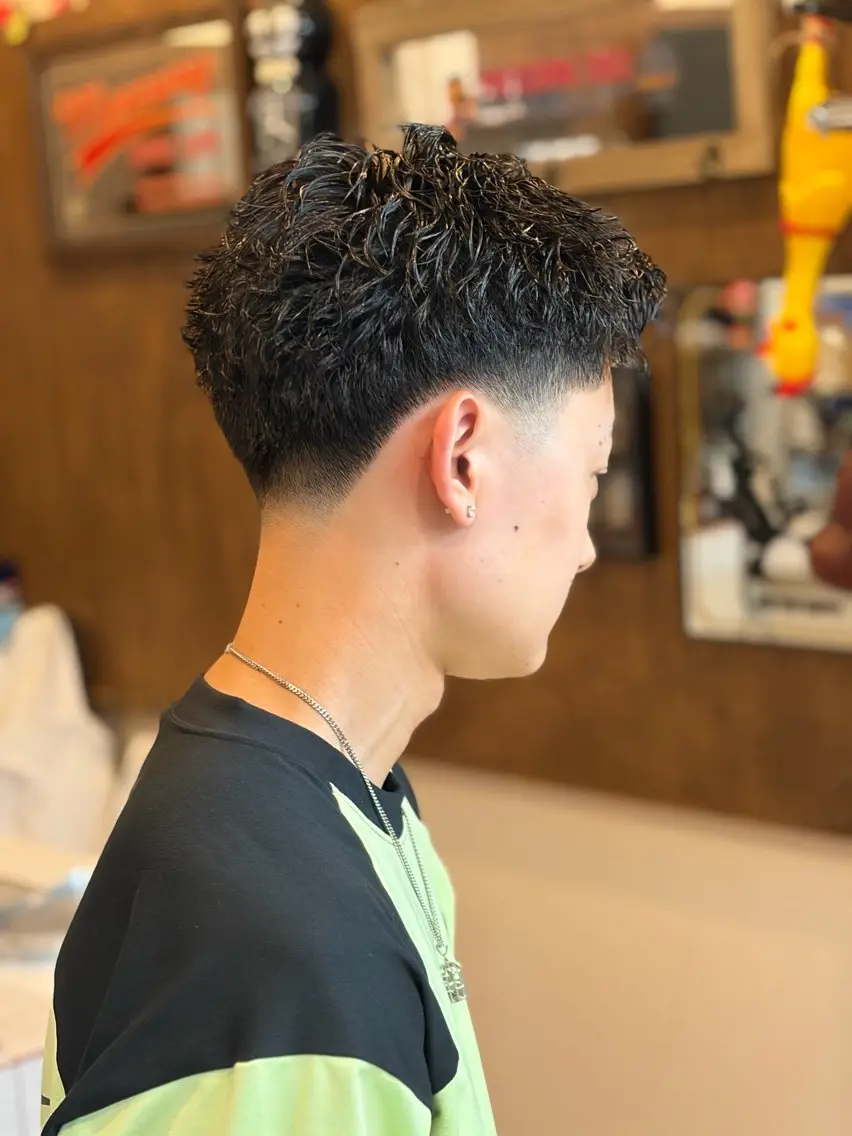 ミディアム 加藤 聖也のヘアスタイル