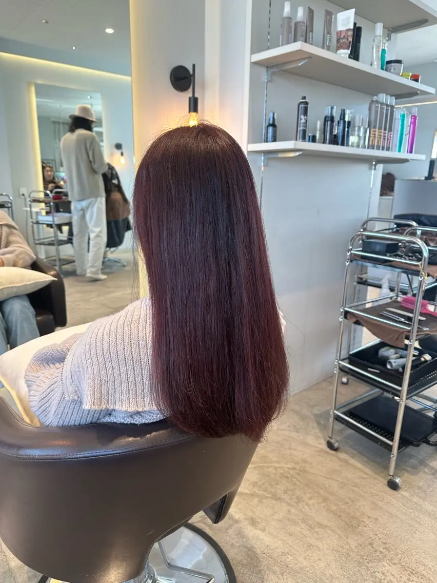 セミロング カラー 髪質改善ストレート 中林優太のヘアスタイル