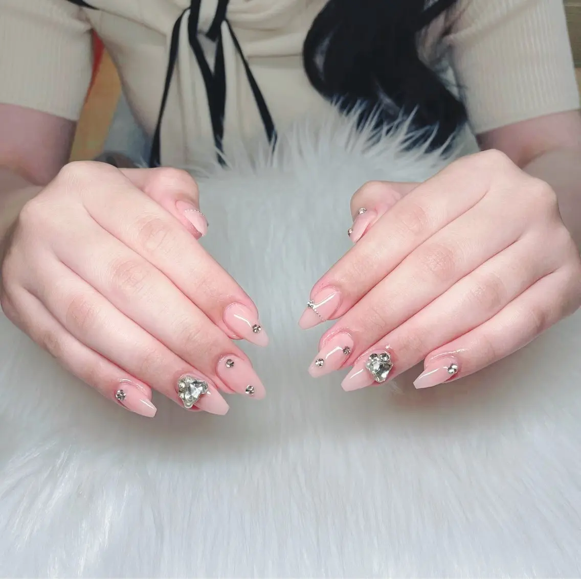 ネイル ジェルネイル マグネットネイル 持ち込み パラジェル ピンク ハンドネイル GOHOUBI Nail 心斎橋店のネイルデザイン