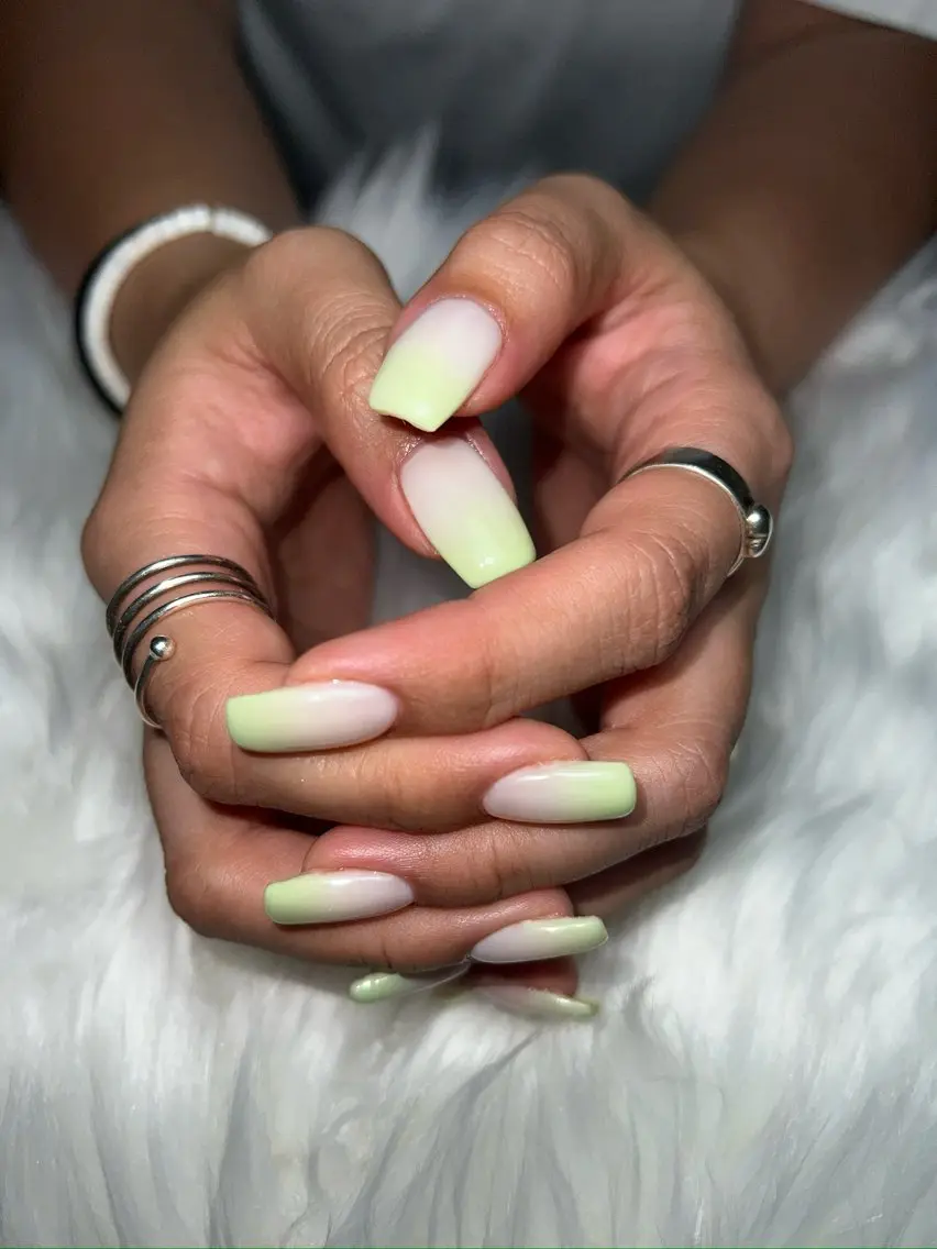 ネイル ハンドネイル Hues  Nail Sasaraのネイルデザイン