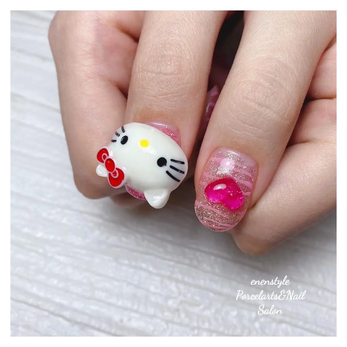ミディアム ネイル ハンドネイル 🐾enen style 🐾のネイルデザイン
