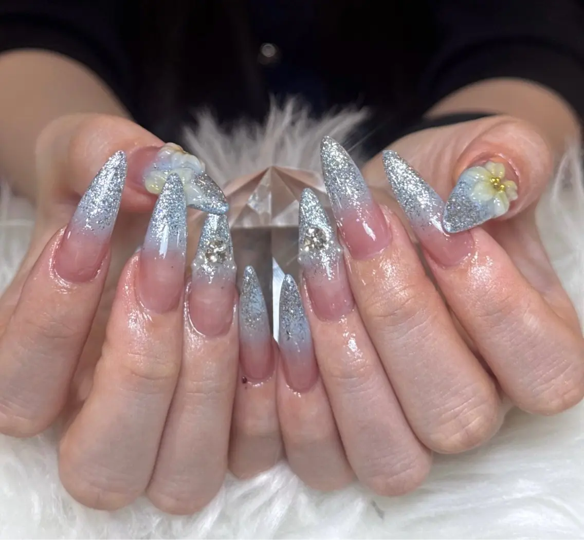 ネイル ハンドネイル Anmi Nail 新宿のネイルデザイン