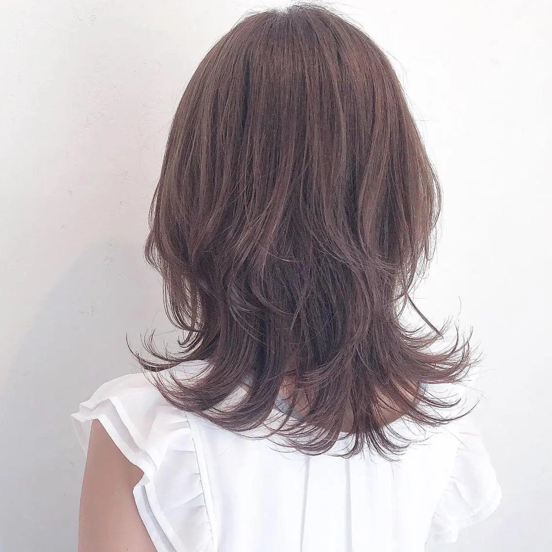 ミディアム カラー 伊藤 さやかのヘアスタイル
