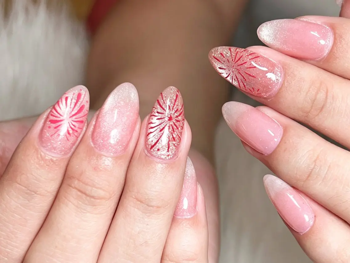 ネイル アートネイル オーロラネイル チークネイル クリアネイル 長さ出し Cutie nail salonのネイルデザイン