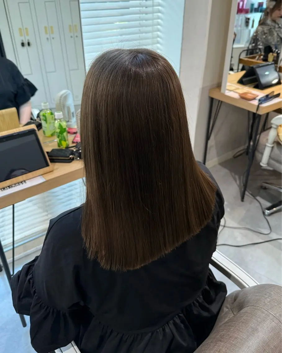セミロング カラー ブリーチ 透明感カラー デザインカラー グレージュ ハイトーンカラー カット ヘアカラー sayuri/心斎橋 /ハイトーンカラーのヘアスタイル