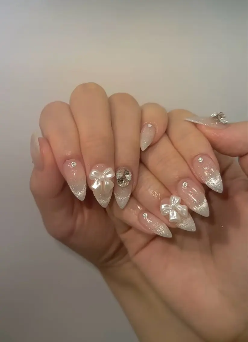 ネイル akina nailsのネイルデザイン