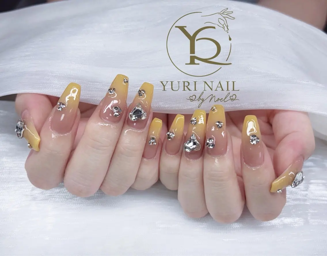 ネイル ハンドネイル YURI Nail NARITAのネイルデザイン