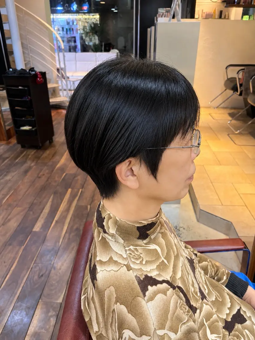 ショート SEEK八王子 AINAのヘアスタイル