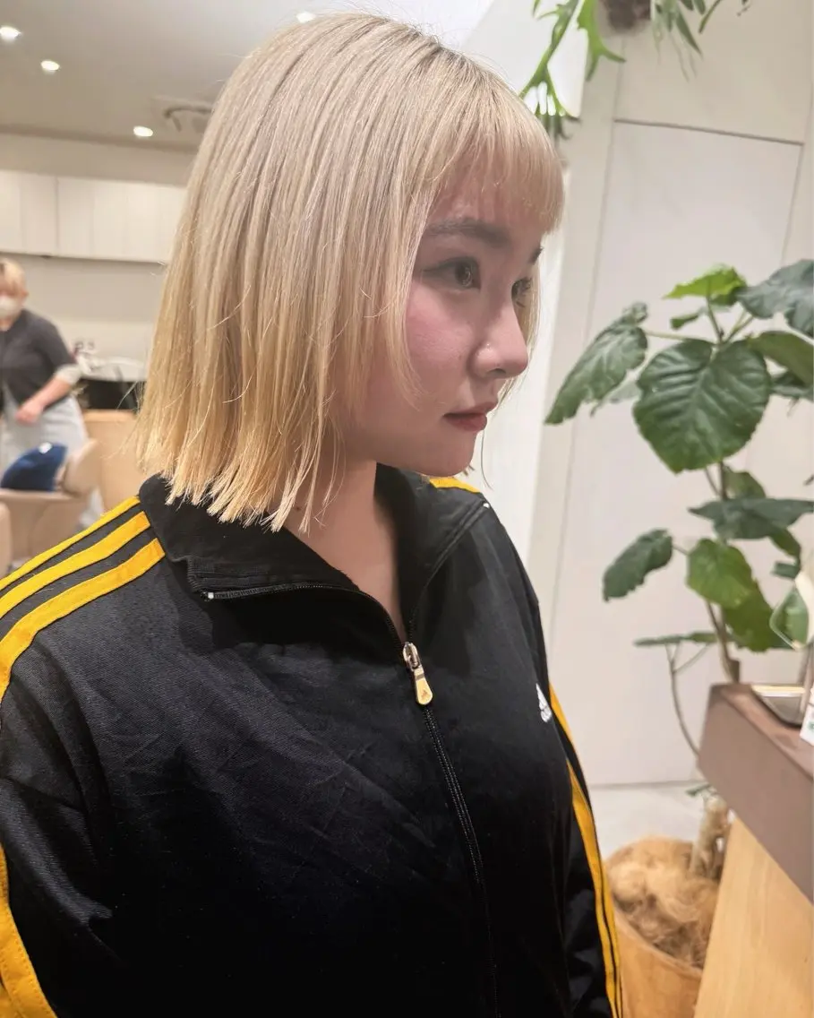 ミディアム 💛🤍U too e’s /店長🧸のヘアスタイル