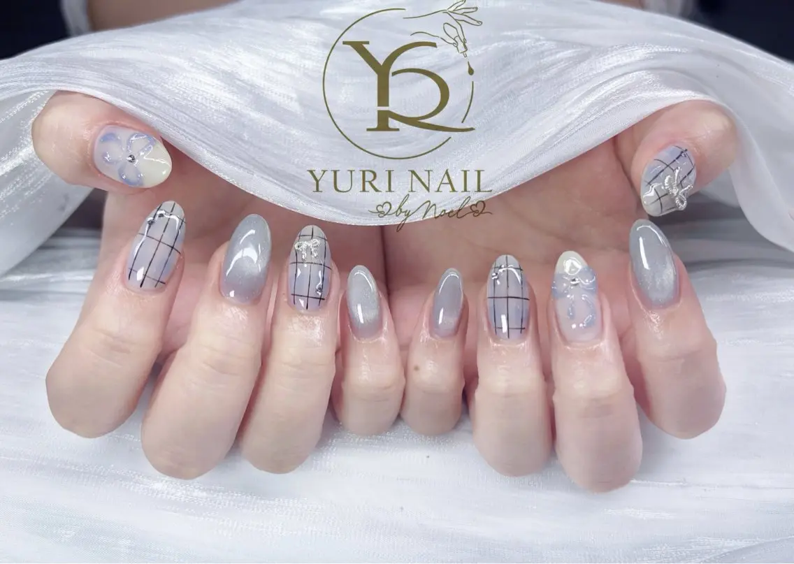 ネイル ハンドネイル フットネイル ハンドケア YURI Nail NARITAのネイルデザイン
