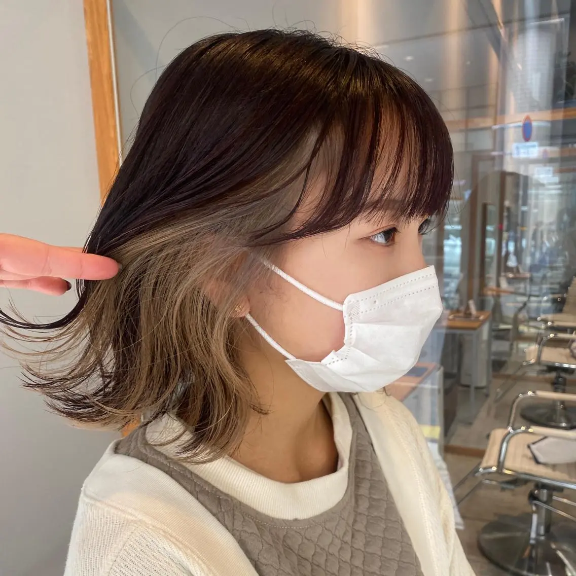 ショート ヘアカラー shiga mariaのヘアスタイル
