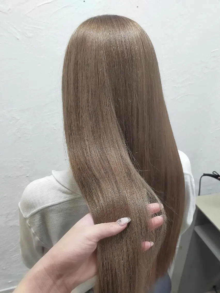 カラー ヘアカラー トリートメント SiLO 🎀 𝕂𝕒𝕟𝕟𝕒のヘアスタイル