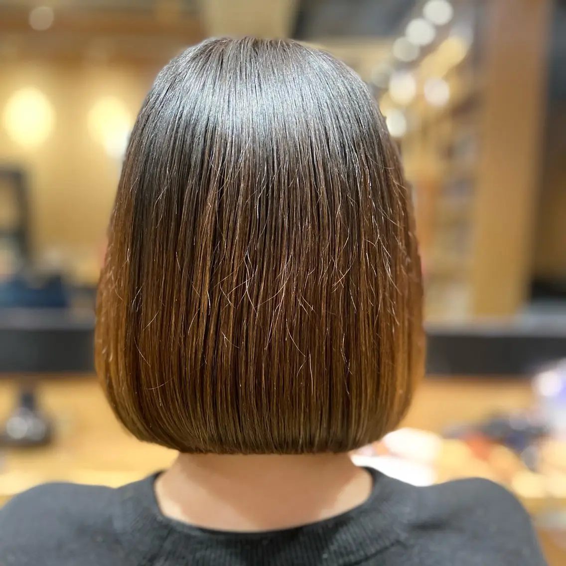 ショート IWASHITA TAKESHIのヘアスタイル