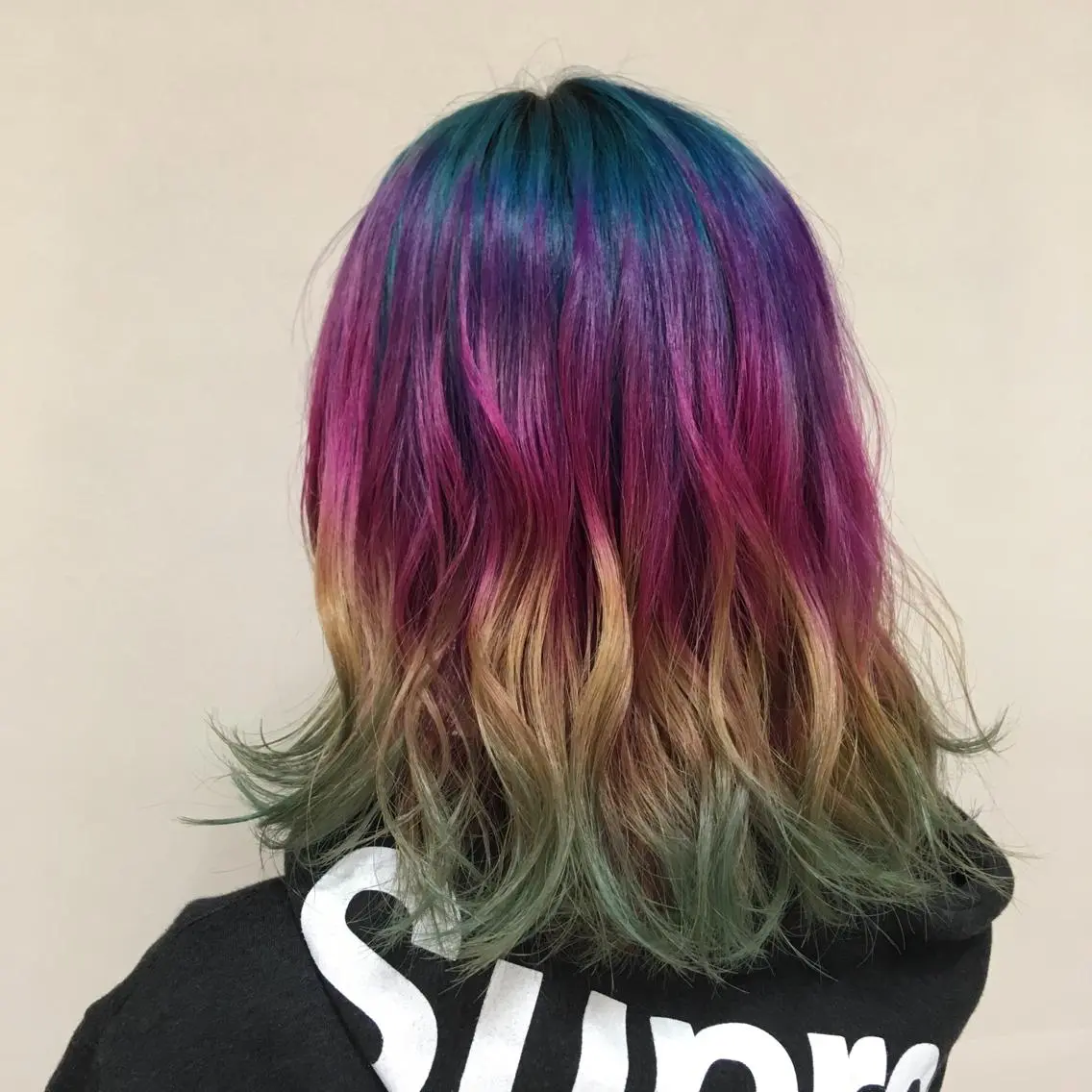 ミディアム カラー ヘアアレンジ ヘアカラー トリートメント 【Sweep】おじま のぞみのヘアスタイル