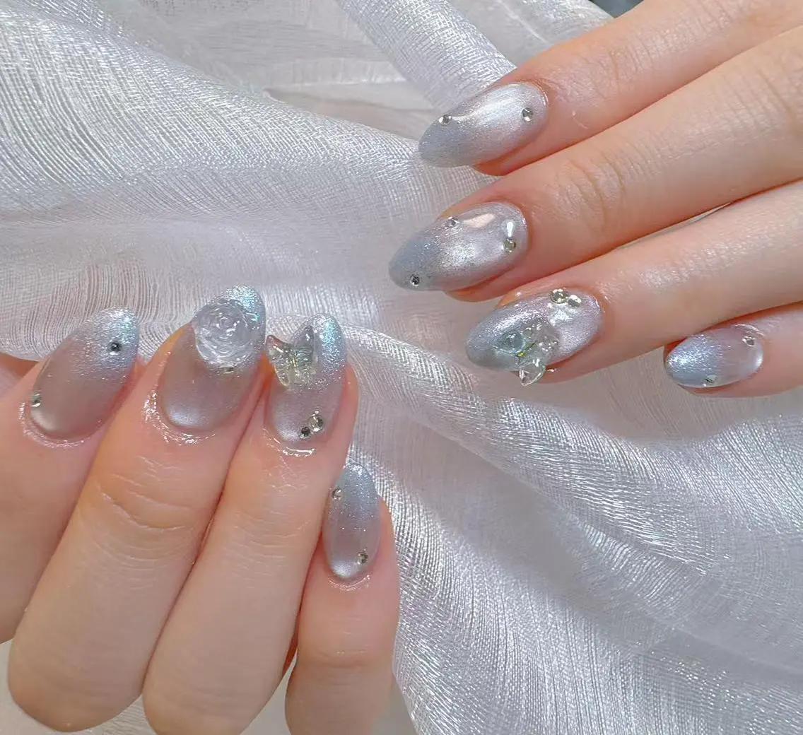 ネイル 長さ出し フレンチネイル 韓国ネイル マグネットネイル 持ち込み ハンドネイル ハンドケア The Nail 新大久保店のネイルデザイン