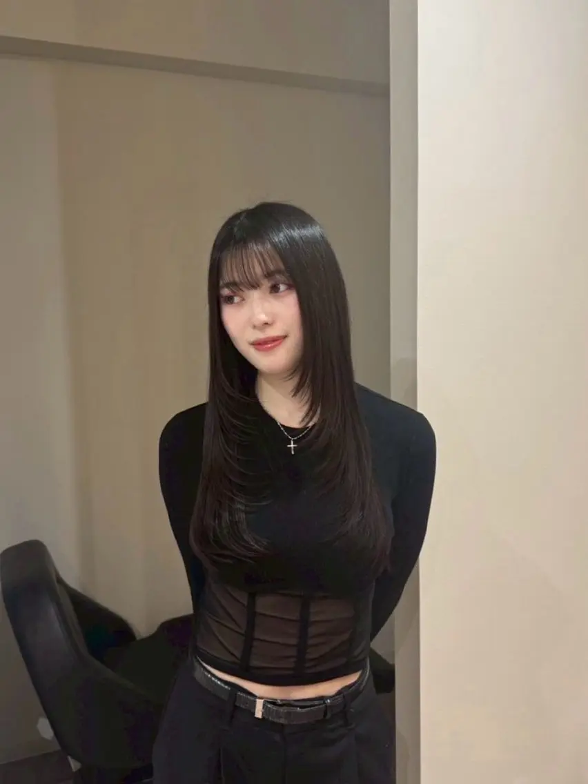 ロング カラー 大人な抜け感レイヤー remi🖤のヘアスタイル