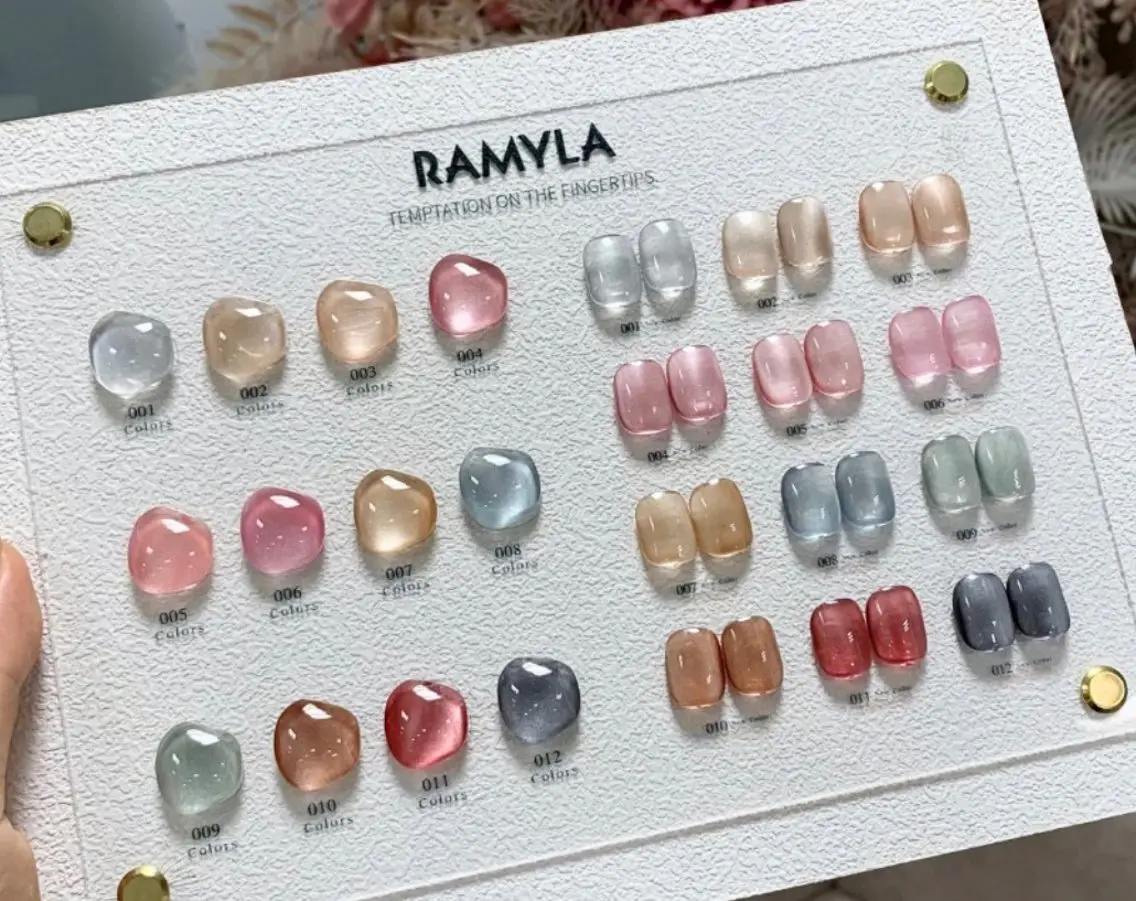 ネイル HIN NAILのネイルデザイン