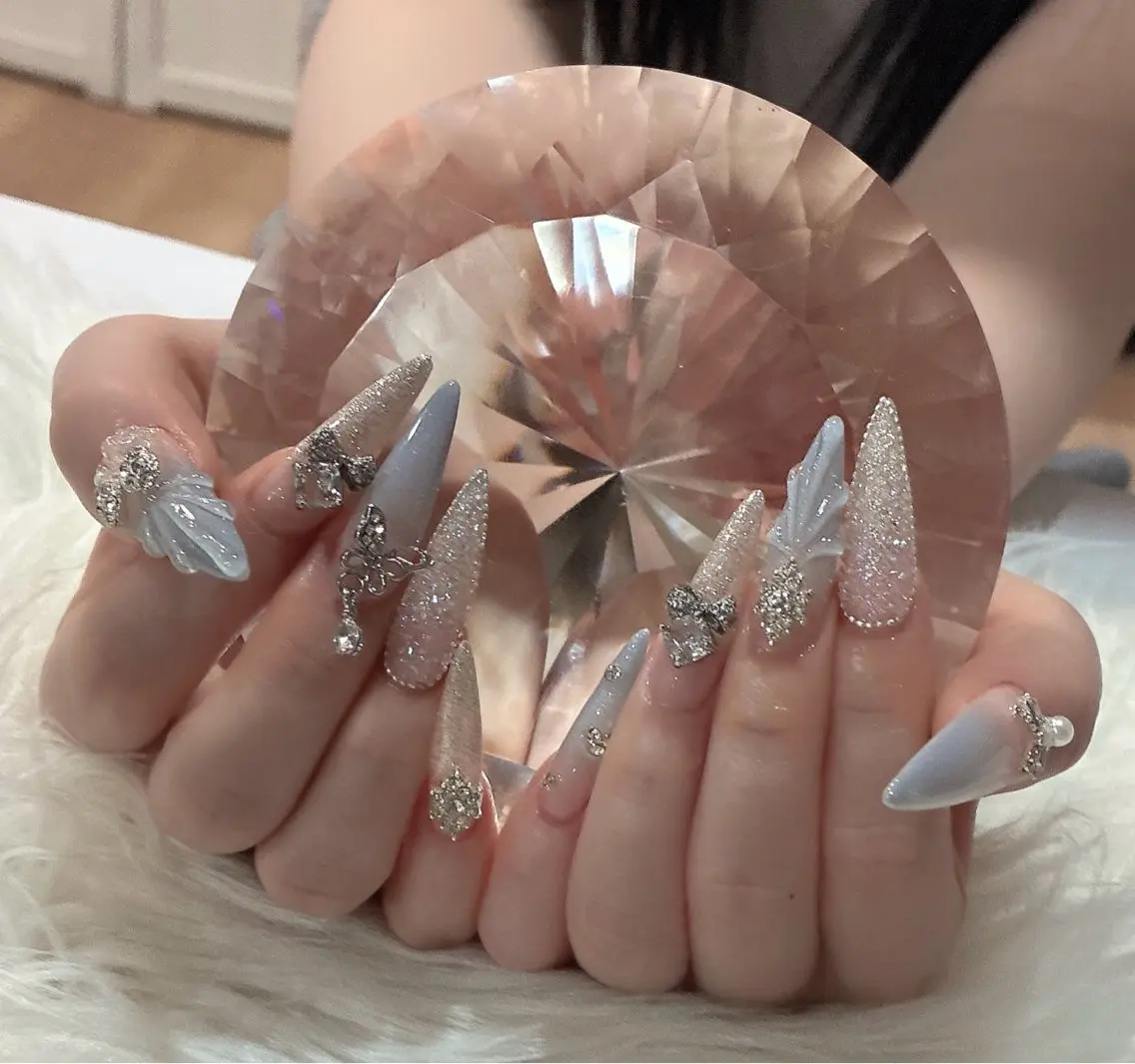 ネイル ハンドネイル LoaChaton kaeのネイルデザイン
