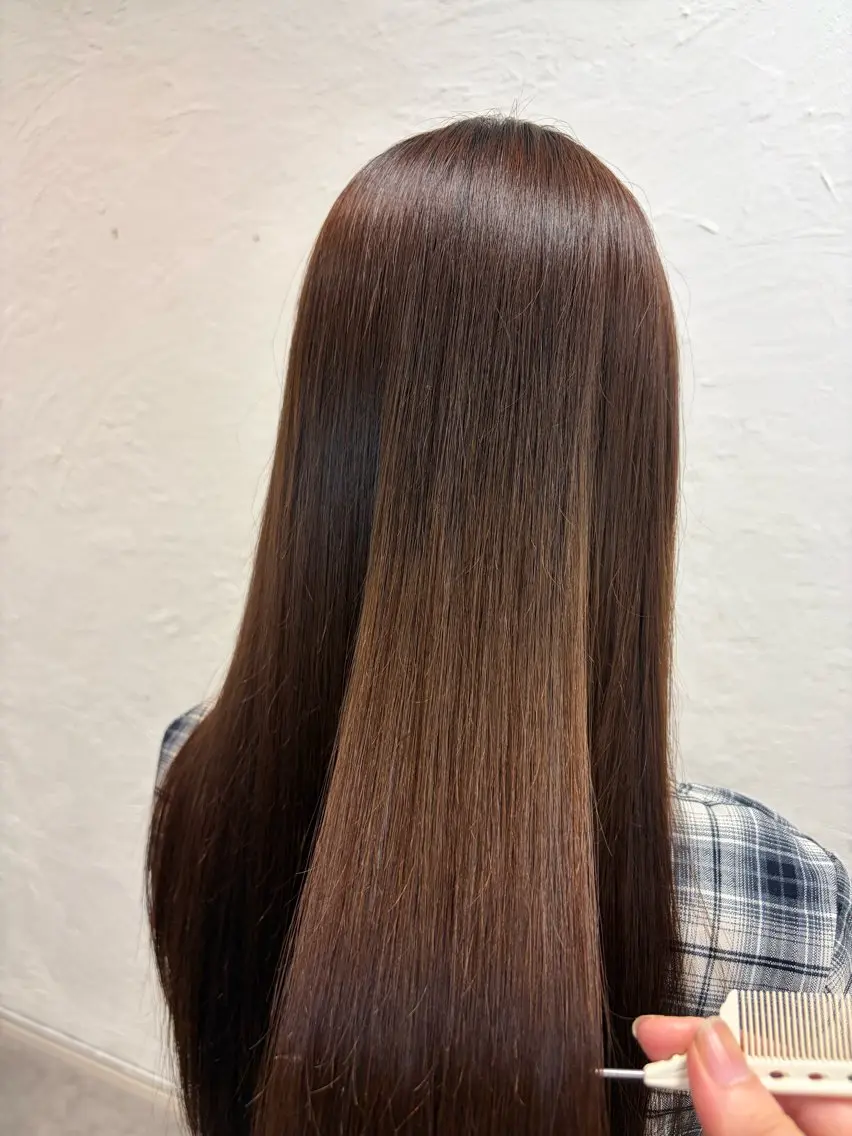 カラー SiLO/ maoのヘアスタイル