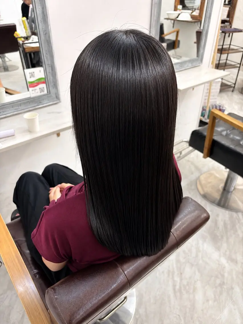 ロング カット 縮毛矯正 松木 風夏のヘアスタイル