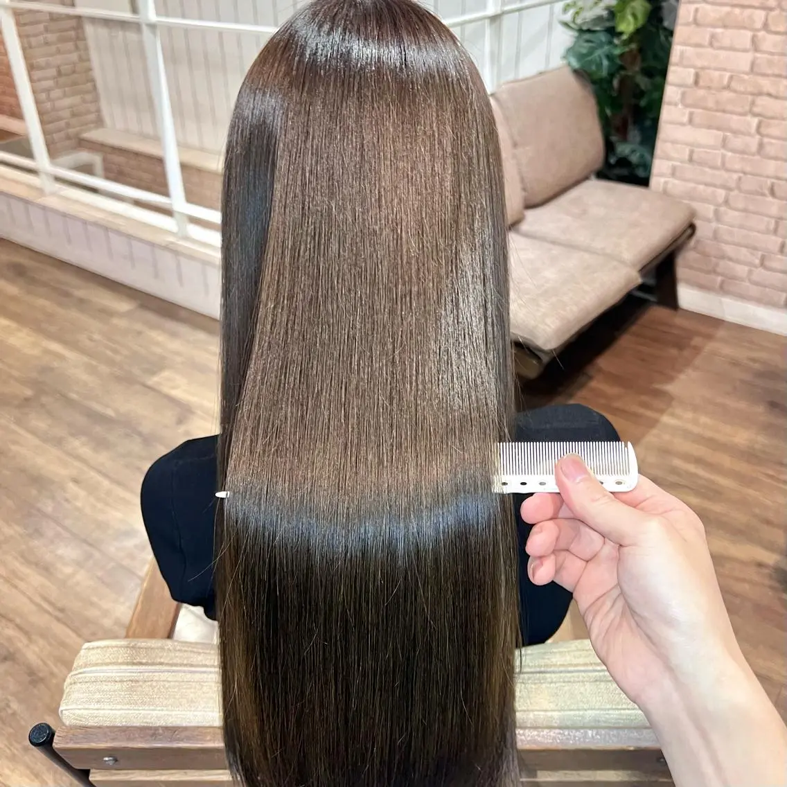 ロング カラー カット ヘアカラー トリートメント 癖毛救済✂️ボブ /髪質改善ストレートのヘアスタイル