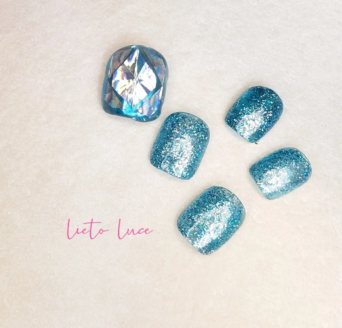 フット ダイヤモンドネイル💎の写真