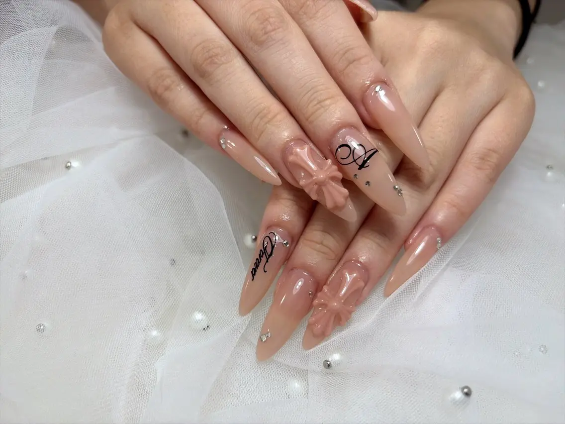 ネイル ハンドネイル Yuna NAILSのネイルデザイン