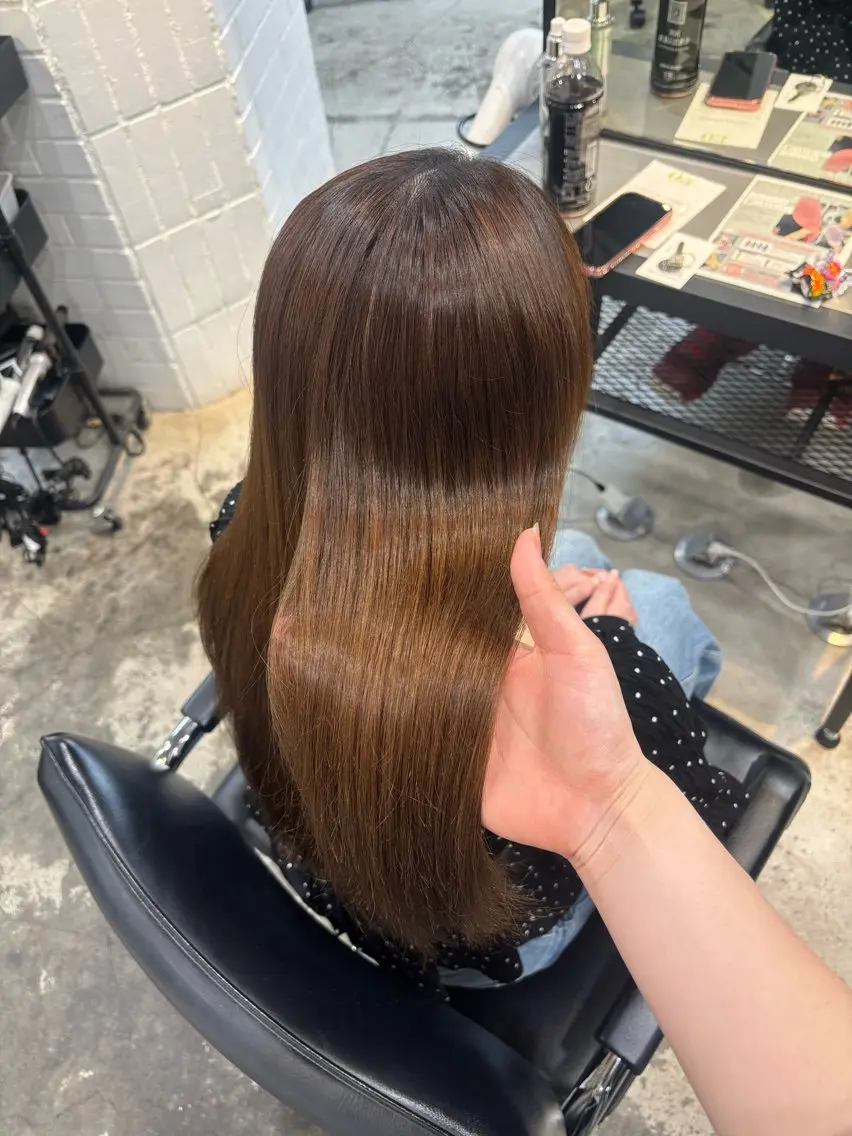 ロング 縮毛矯正 縮毛矯正 トリートメント レイヤー sala 推しカラー職人🎀のヘアスタイル